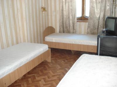 Частная гостиница К***. Орджоникидзе, Феодосия. Фото, описание, цены. Подробнее…